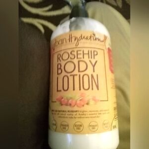 Urban Hydration Rosehip Body Lotion